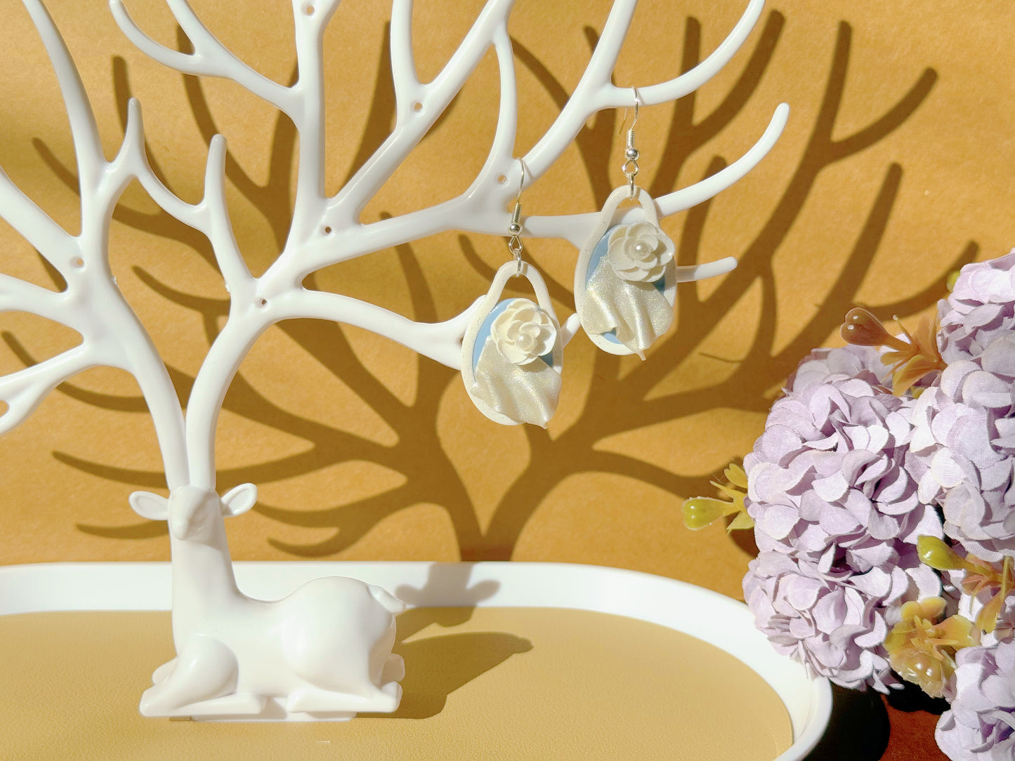 S925 Sterling Silver Hand-sculpted Earrings - Floral Relief (Classic B01)