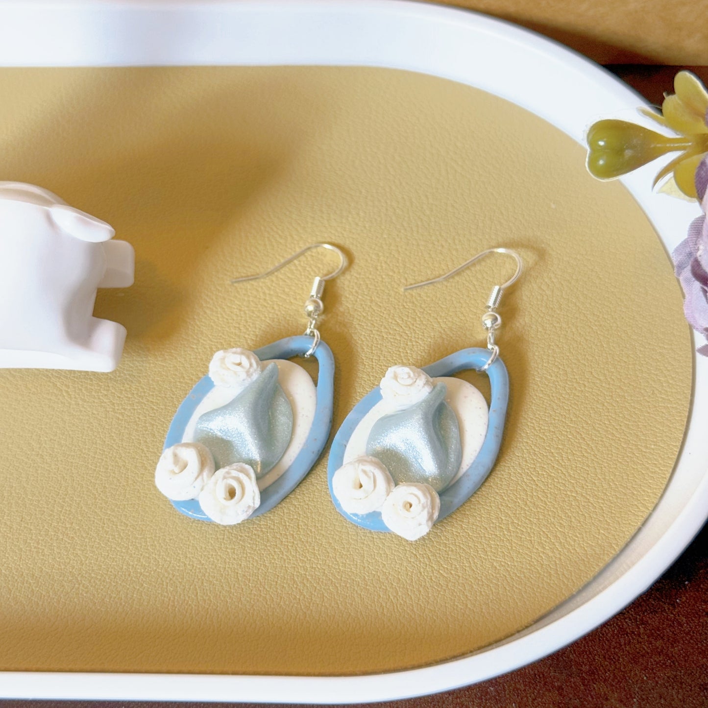 S925 Sterling Silver Hand-sculpted Earrings - Floral Relief (Classic B02)