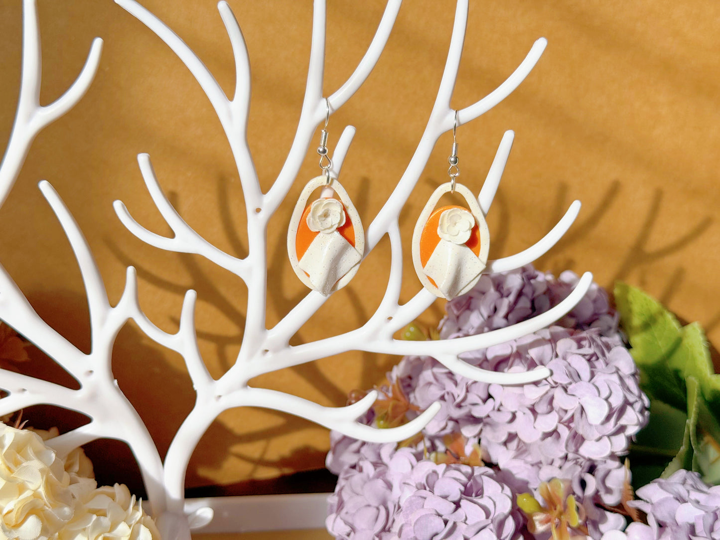 S925 Sterling Silver Hand-sculpted Earrings - Floral Relief (Classic O01)