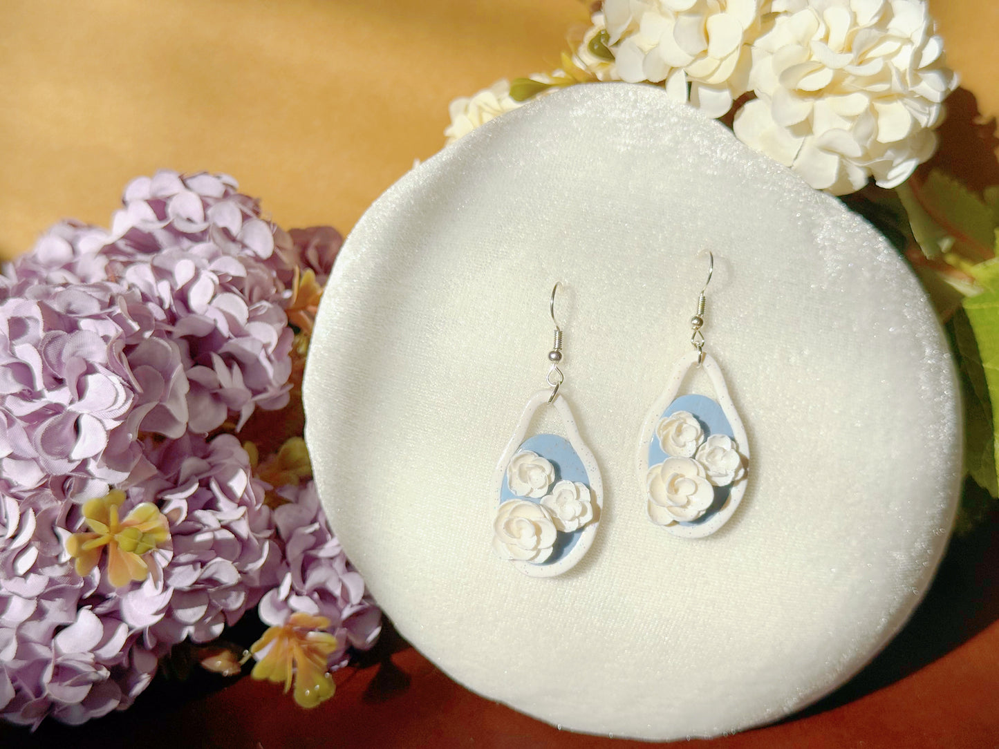S925 Sterling Silver Hand-sculpted Earrings - Floral Relief (Classic B03)