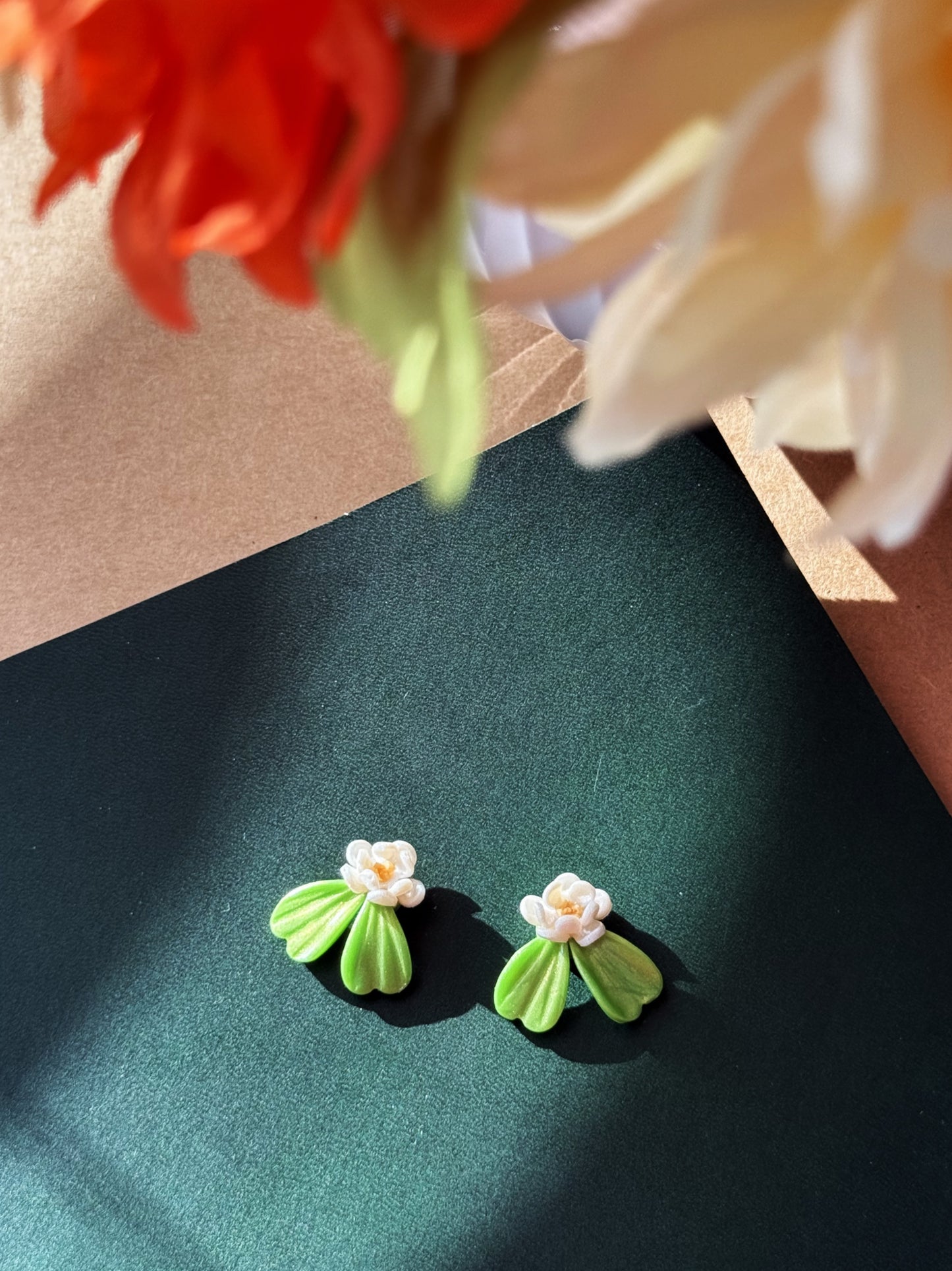 14K Gold-filled Hand-sculpted Floral Earrings - Fresh Bloom