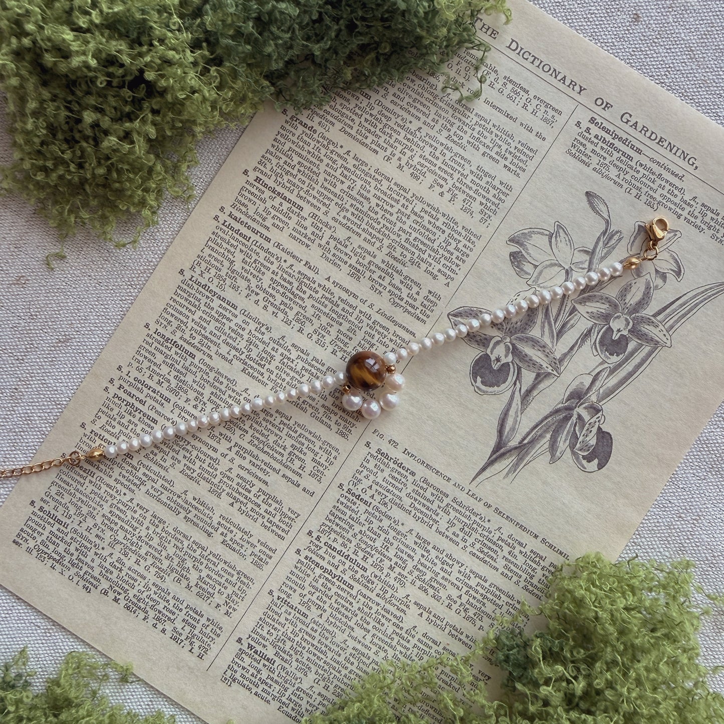 Woodland Glow · Freshwater pearl & Tiger's Eye Bracelet